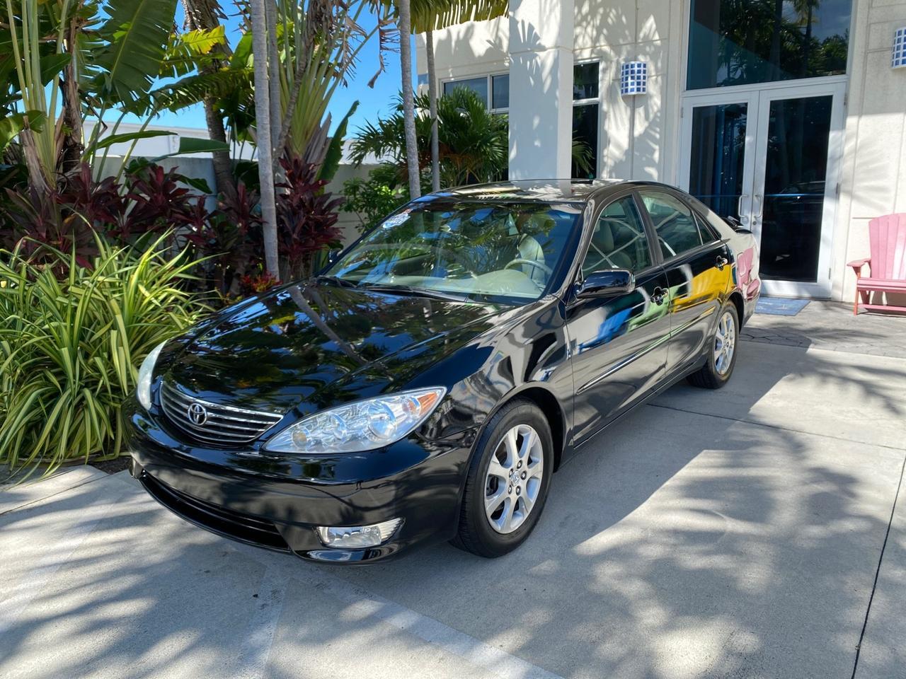 2005 Toyota Camry XLE LOW MILES 76,231 1 OWNER Pompano Beach FL