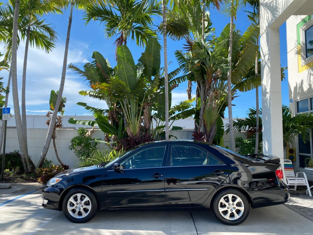 2005 Toyota Camry XLE LOW MILES 76,231 1 OWNER Pompano Beach FL