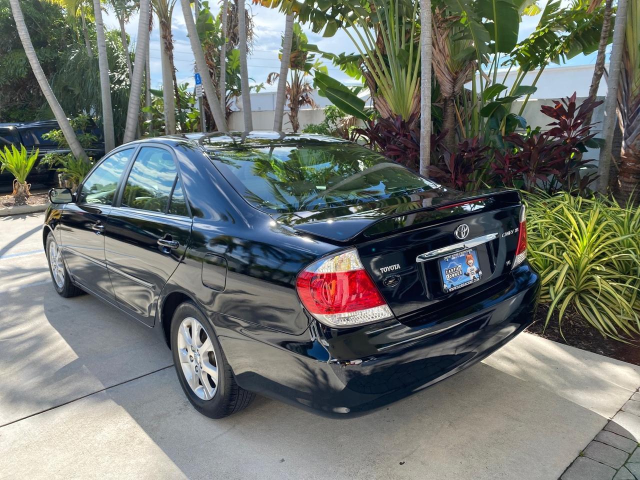 2005 Toyota Camry XLE LOW MILES 76,231 1 OWNER Pompano Beach FL