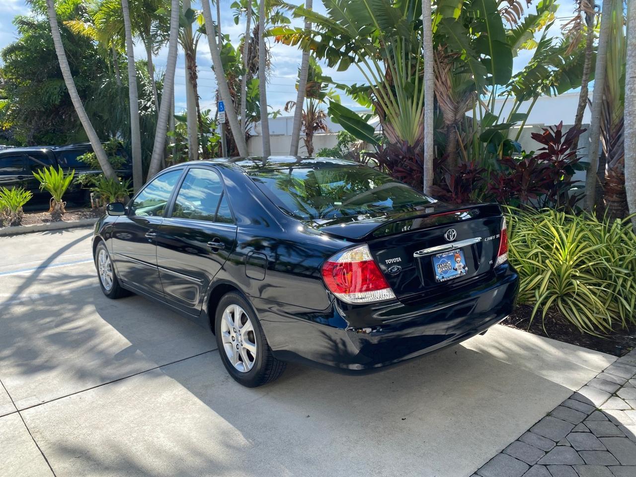 2005 Toyota Camry XLE LOW MILES 76,231 1 OWNER Pompano Beach FL