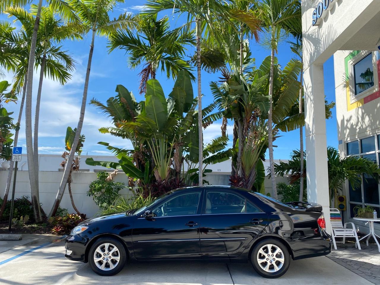 2005 Toyota Camry XLE LOW MILES 76,231 1 OWNER Pompano Beach FL