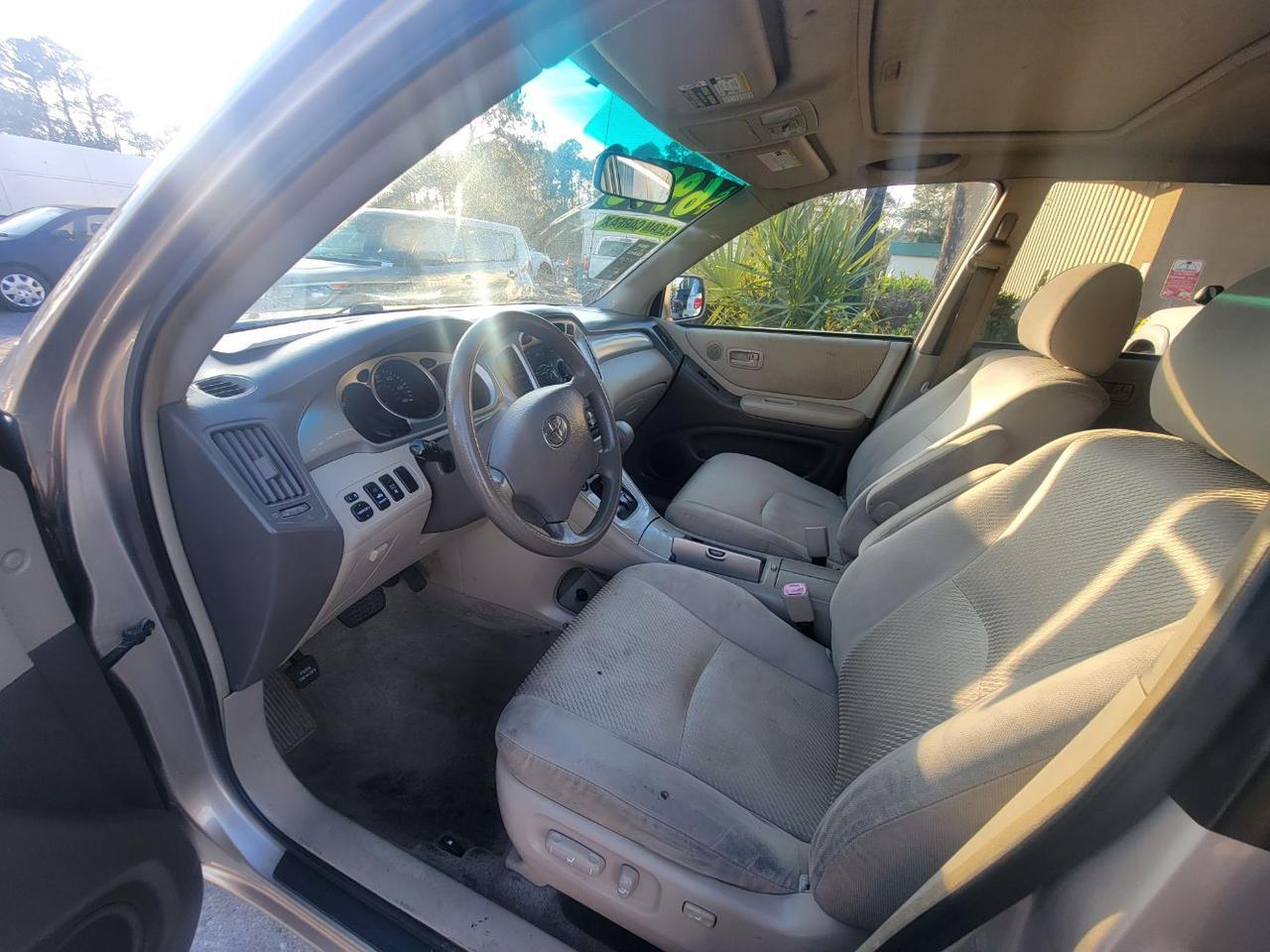 2005 Toyota Highlander V6 2WD with 3rd-Row Seat Hardeeville SC