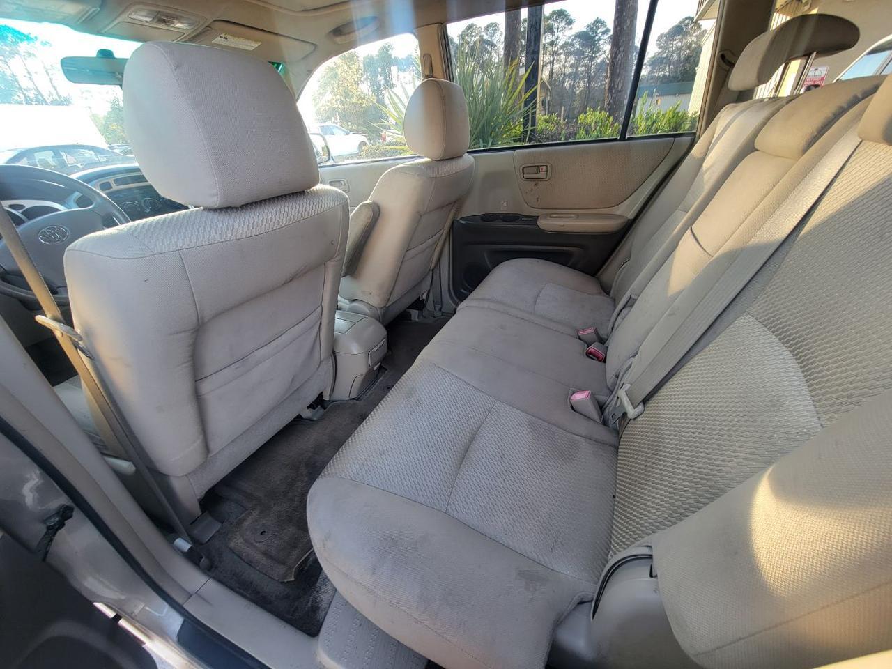 2005 Toyota Highlander V6 2WD with 3rd-Row Seat Hardeeville SC