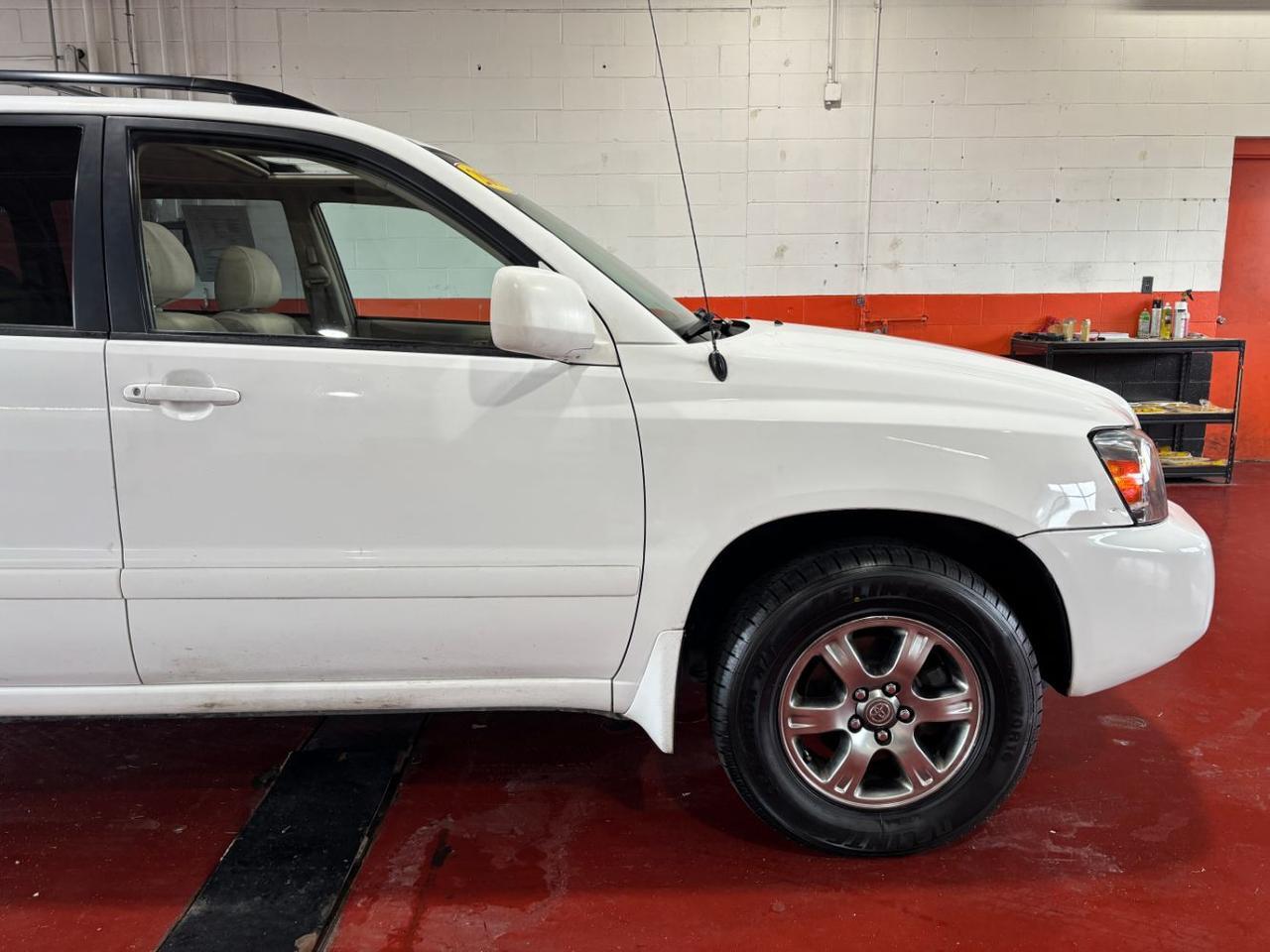 2005 Toyota Highlander V6 Franklin OH
