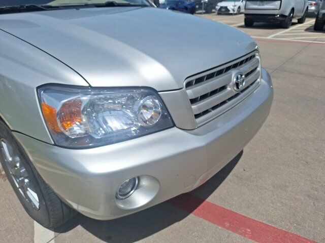2005 Toyota Highlander V6 Hurst TX