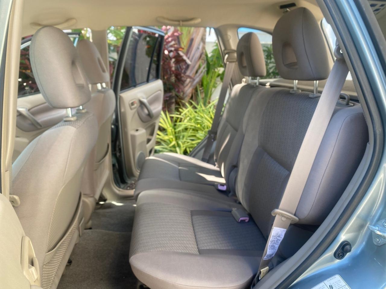 2005 Toyota RAV4 photo 14