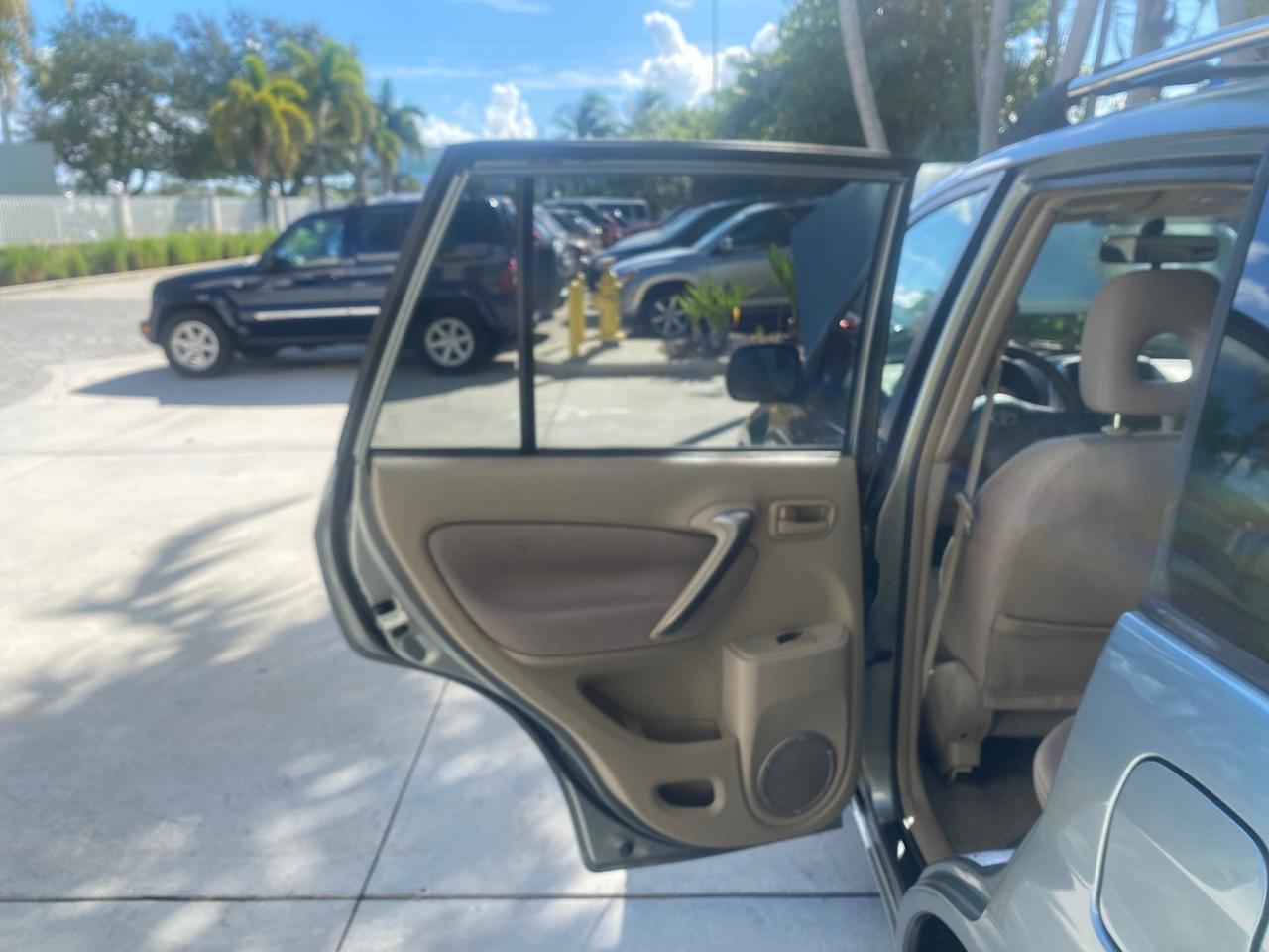 2005 Toyota RAV4 LOW MILES 46,167 18 SERVICES Pompano Beach FL