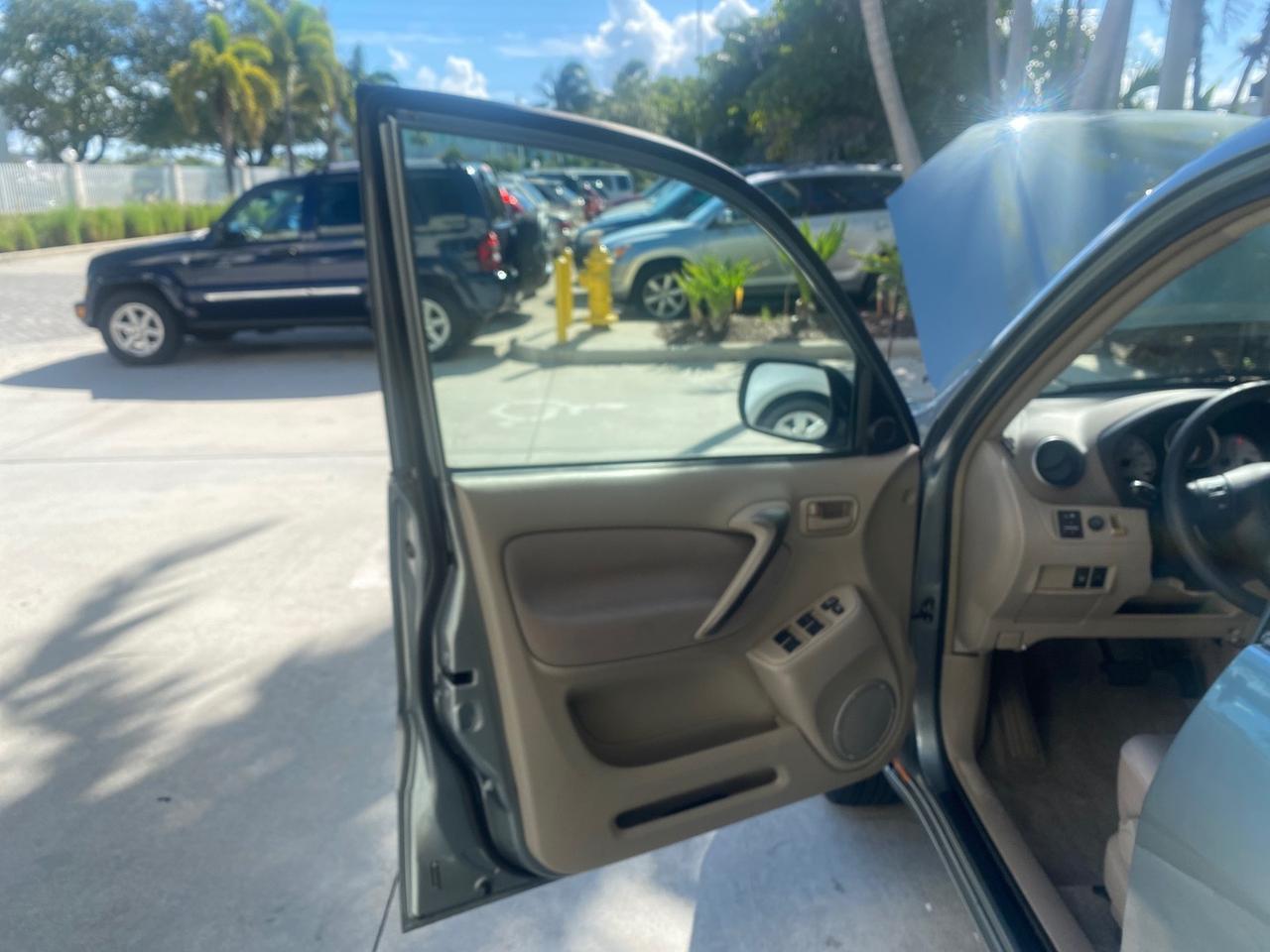 2005 Toyota RAV4 LOW MILES 46,167 18 SERVICES Pompano Beach FL
