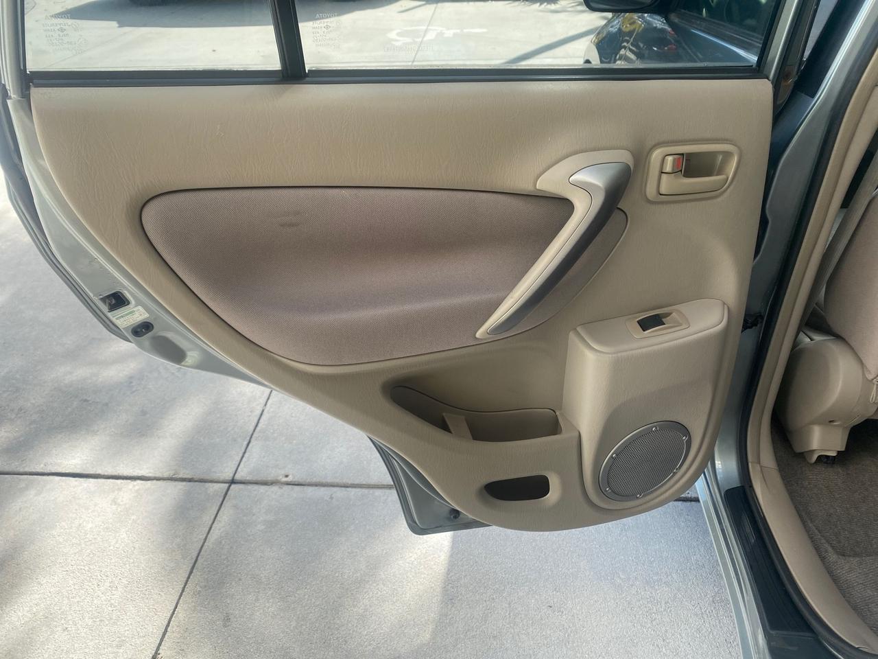 2005 Toyota RAV4 LOW MILES 46,167 18 SERVICES SUV Pompano Beach FL