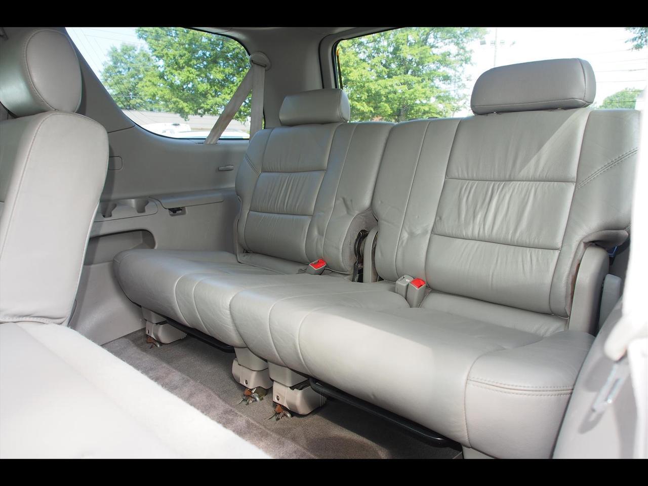 2005 Toyota Sequoia SR5