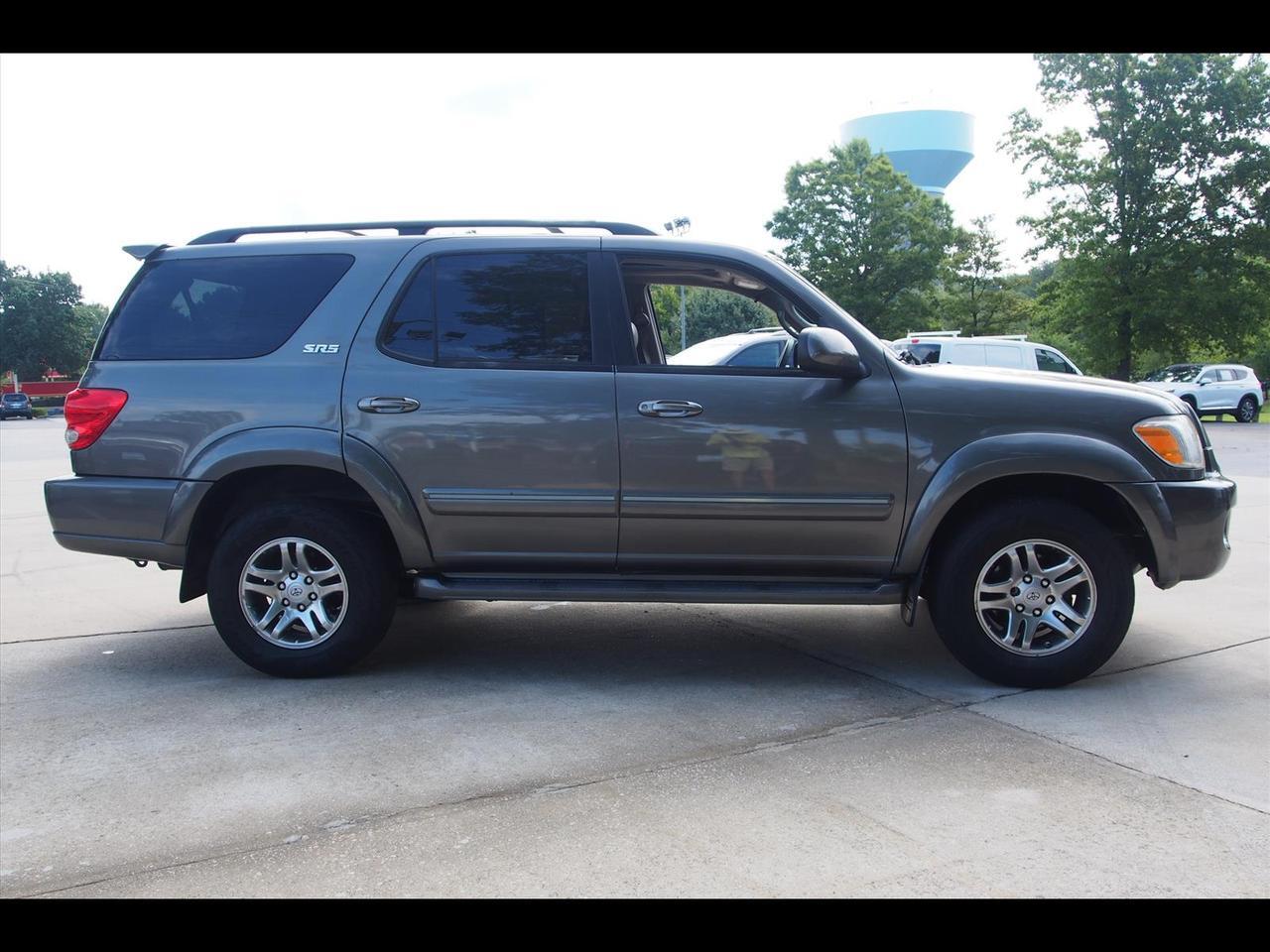 2005 Toyota Sequoia SR5