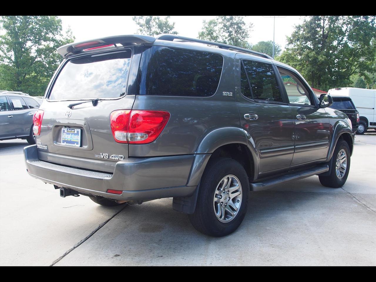 2005 Toyota Sequoia SR5