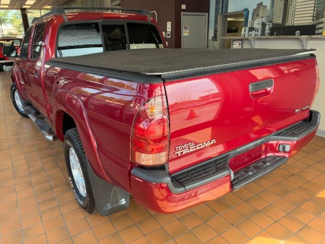 2005 Toyota Tacoma Base V6 photo 4