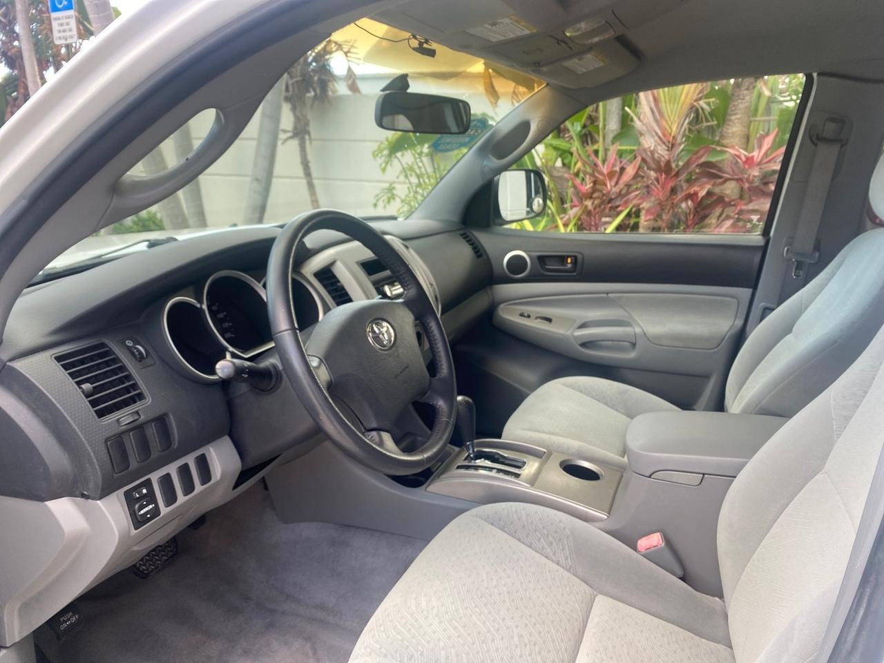 2005 Toyota Tacoma LOW MILES 58,735 X CAB Pompano Beach FL