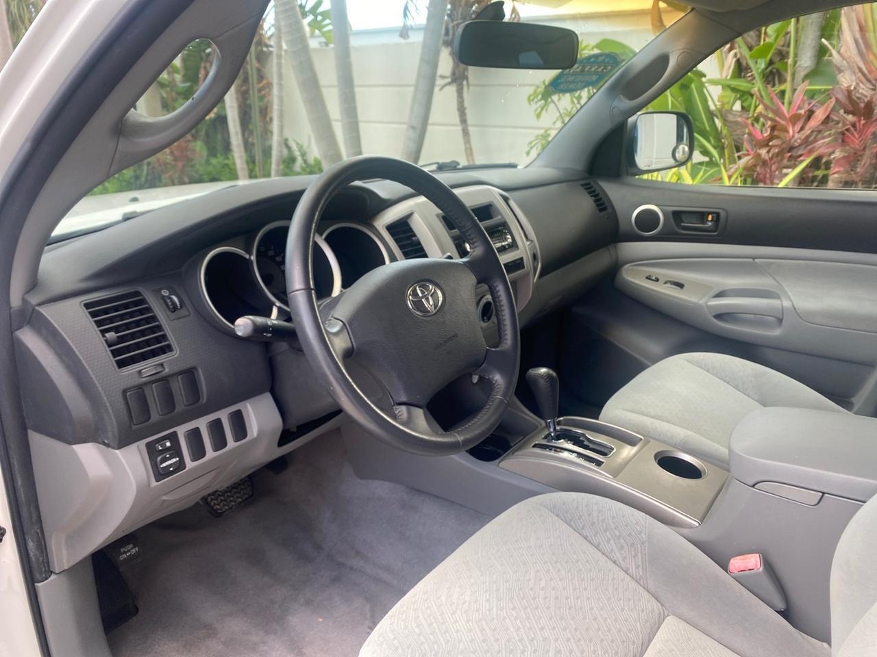 2005 Toyota Tacoma LOW MILES 58,735 X CAB Pompano Beach FL