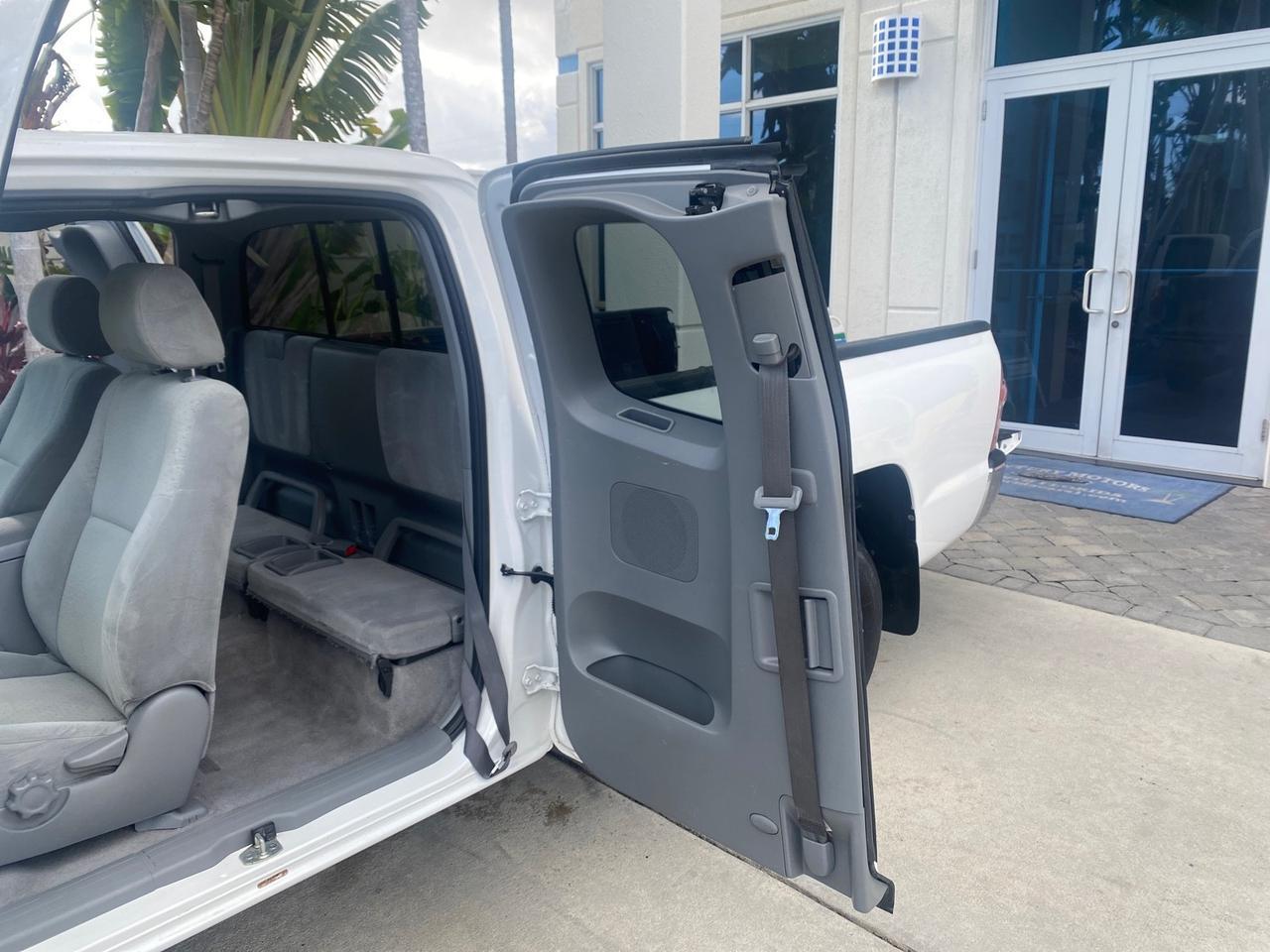 2005 Toyota Tacoma LOW MILES 58,735 X CAB Pompano Beach FL