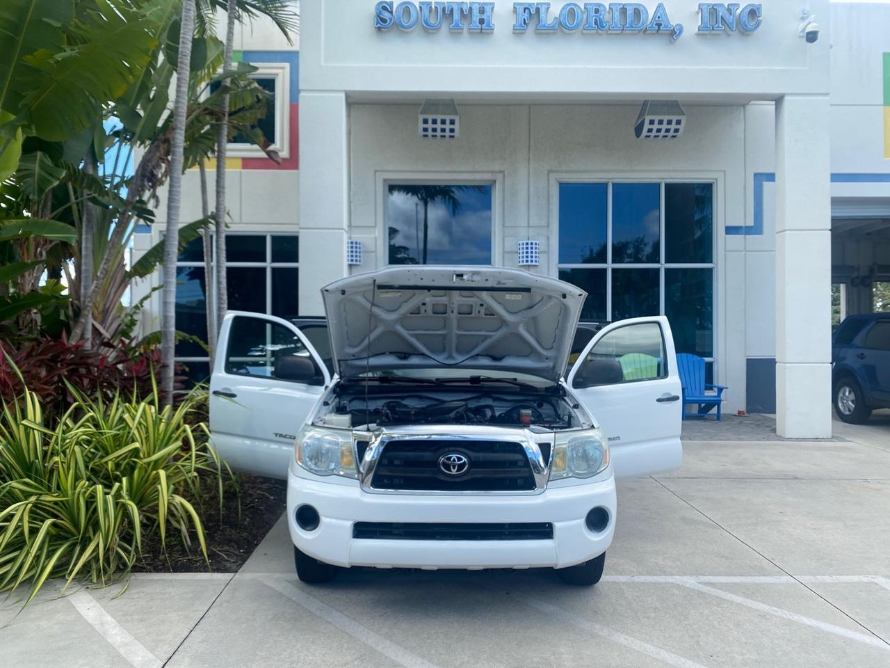2005 Toyota Tacoma LOW MILES 58,735 X CAB Pompano Beach FL