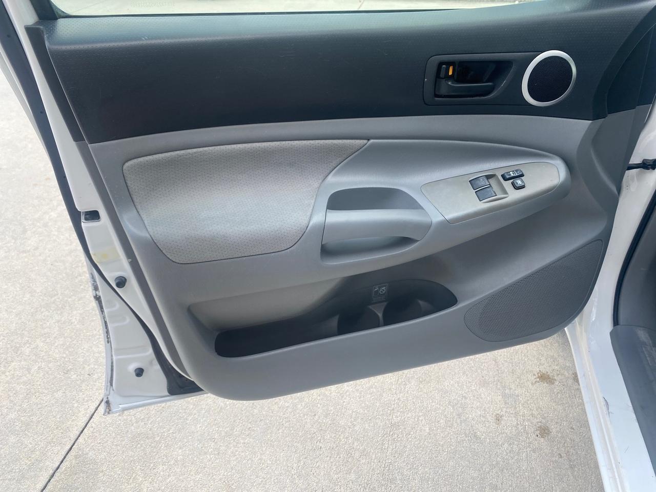 2005 Toyota Tacoma LOW MILES 58,735 X CAB Pompano Beach FL