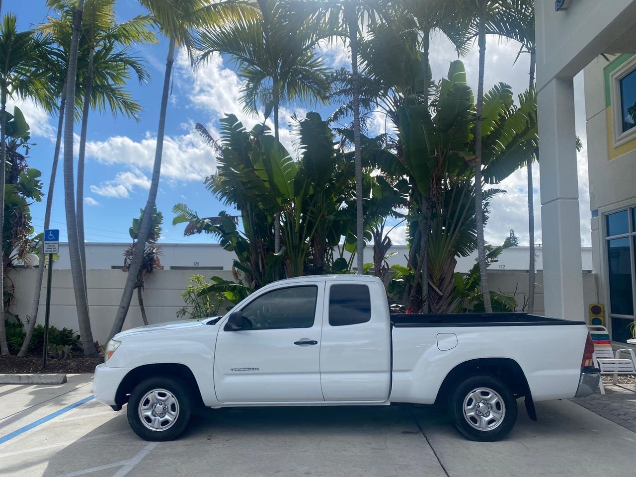 2005 Toyota Tacoma LOW MILES 58,735 X CAB Pompano Beach FL