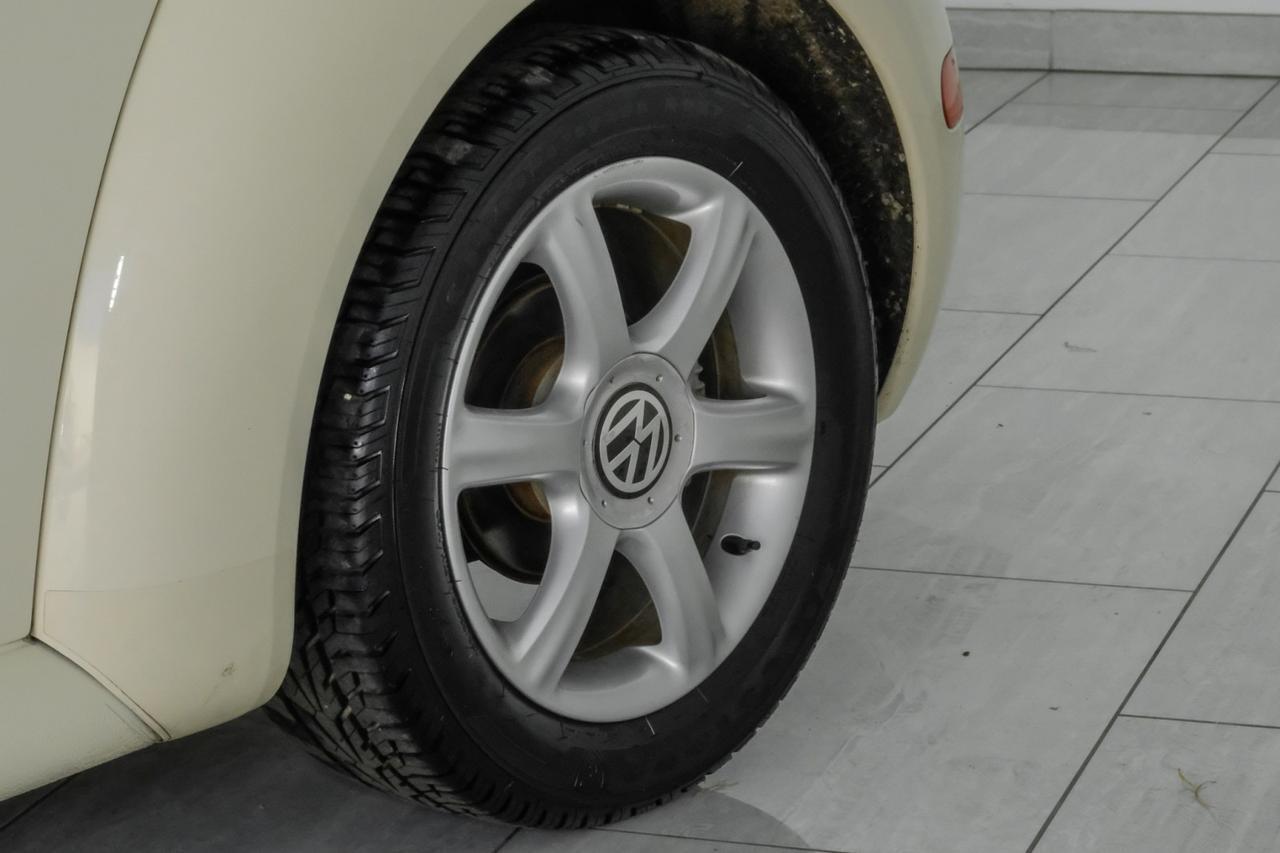2005 Volkswagen New Beetle Convertible GLS 1.8T TURBO AUTOMATIC LEATHER HEATED SEATS CRUISE CONTROL ALLOY WHEELS Carrollton TX