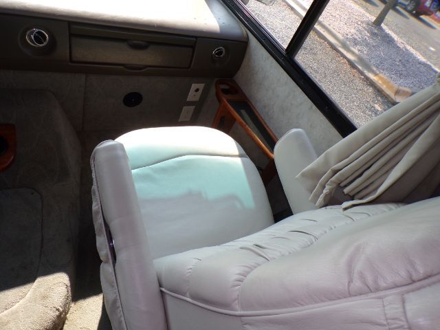2005 Workhorse Fleetwood PACE ARROW Charlotte NC