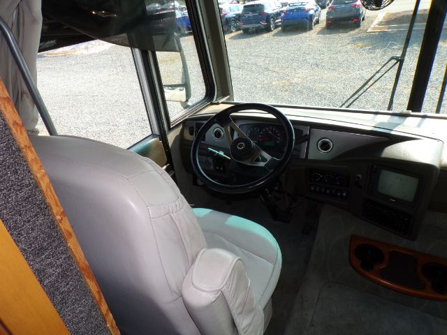 2005 Workhorse Fleetwood PACE ARROW Charlotte NC