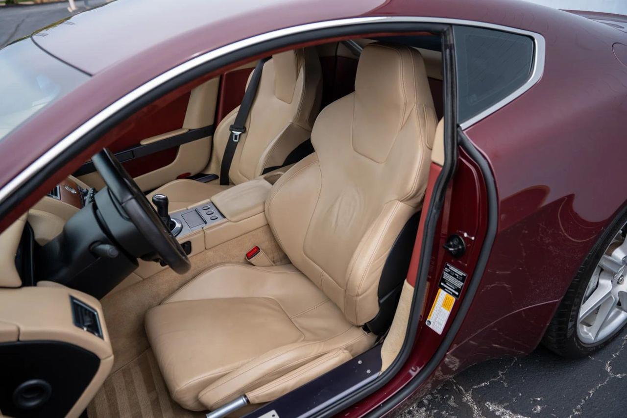 2006 Aston Martin Vantage