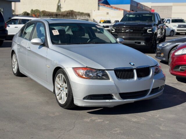 2006 BMW 325i Sedan