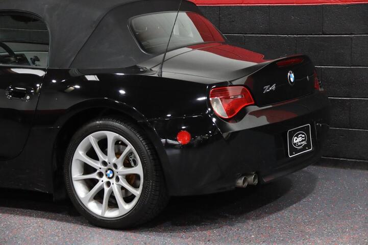 2006 BMW Z4 3.0i 6-Speed Manual 2dr Convertible Chicago IL