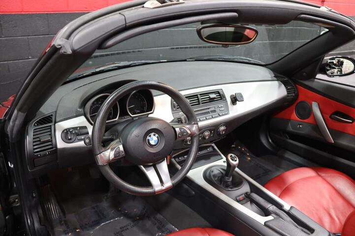 2006 BMW Z4 3.0i 6-Speed Manual 2dr Convertible Chicago IL