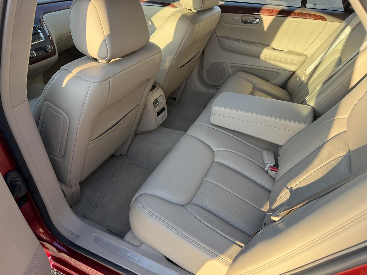 2006 CADILLAC DTS w/1SC Connellsville PA