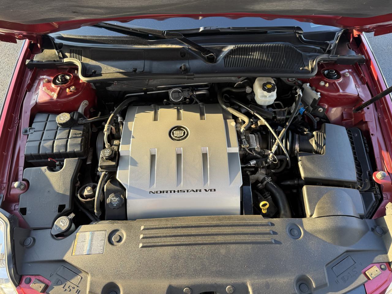 2006 CADILLAC DTS w/1SC Connellsville PA