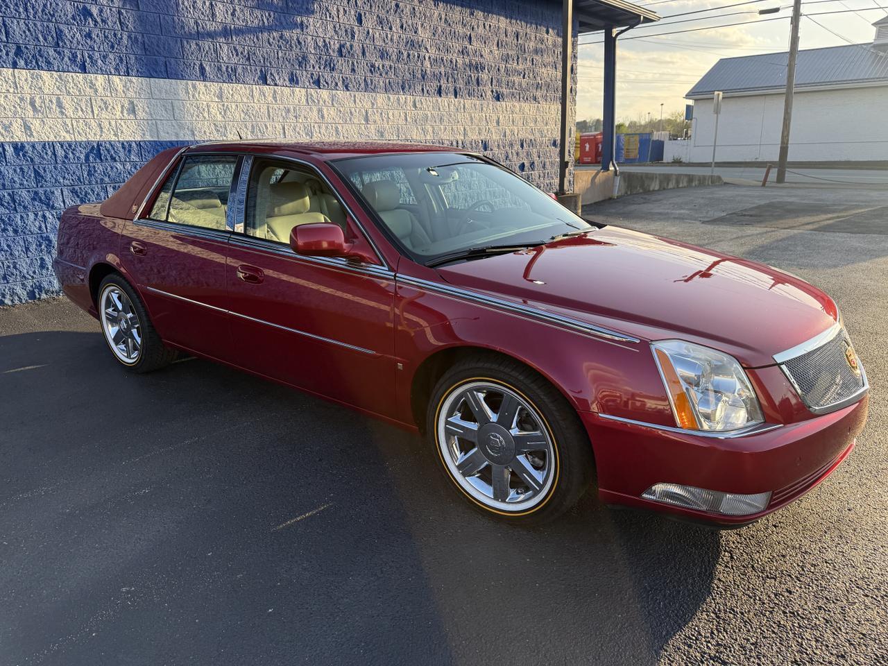 2006 CADILLAC DTS w/1SC Connellsville PA