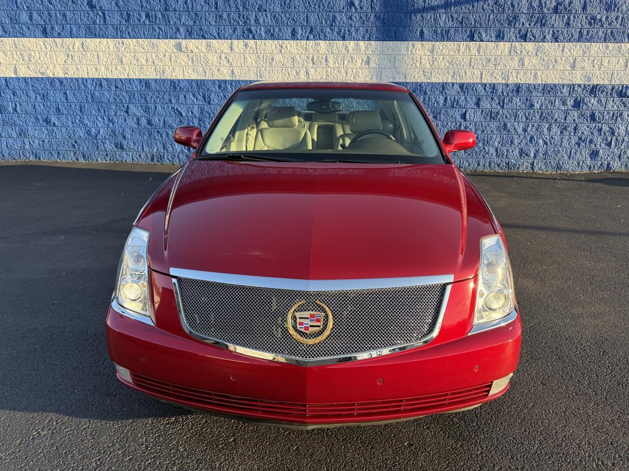 2006 CADILLAC DTS w/1SC Connellsville PA
