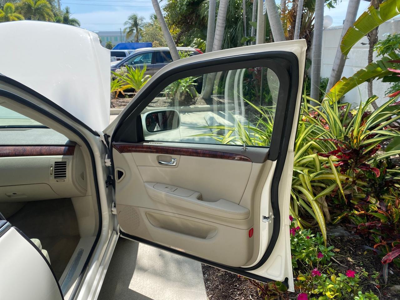 2006 Cadillac DTS LOW MILES 58,287 Pompano Beach FL