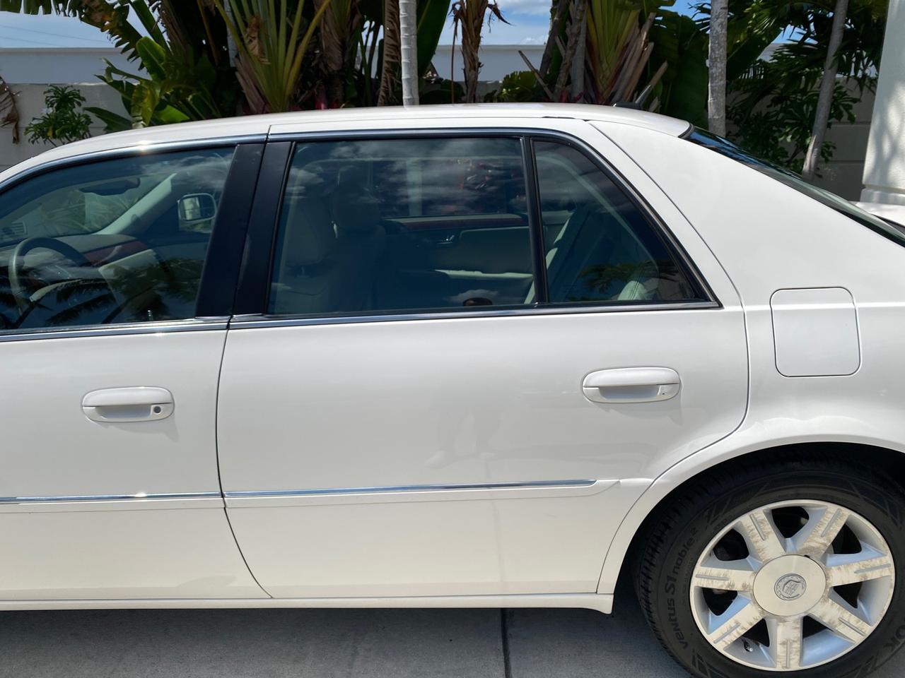 2006 Cadillac DTS LOW MILES 58,287 Pompano Beach FL