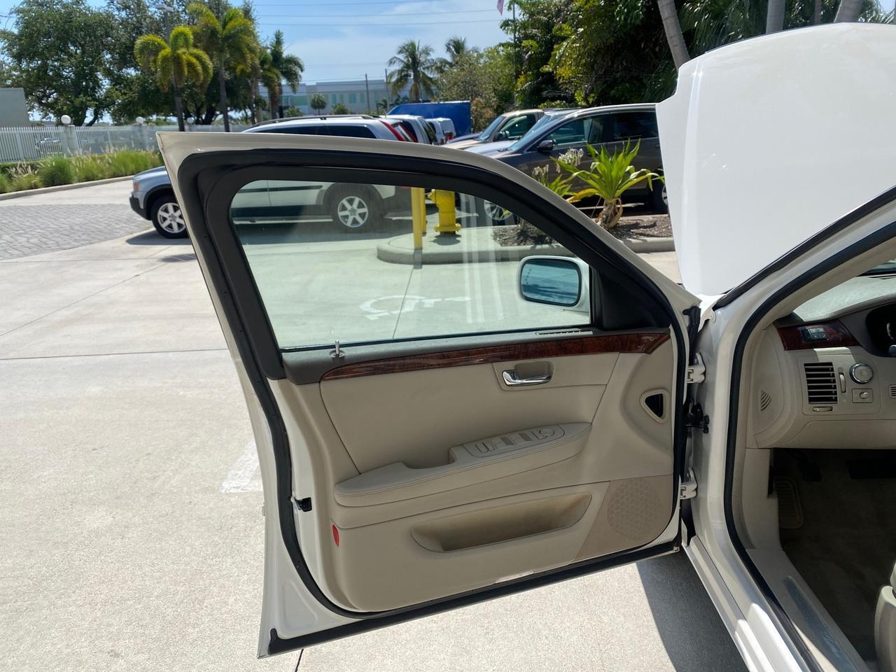 2006 Cadillac DTS LOW MILES 58,287 Pompano Beach FL