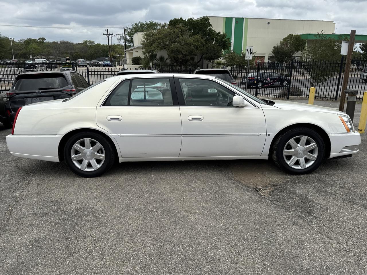 2006 Cadillac DTS w/1SC