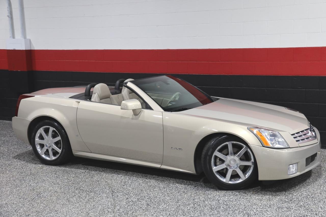 2006 Cadillac XLR 2dr Convertible