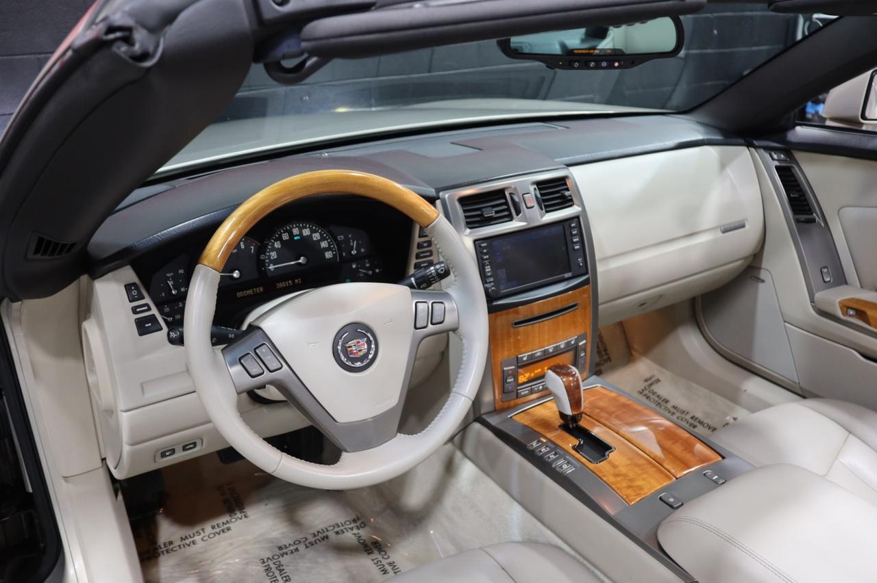 2006 Cadillac XLR 2dr Convertible Skokie IL