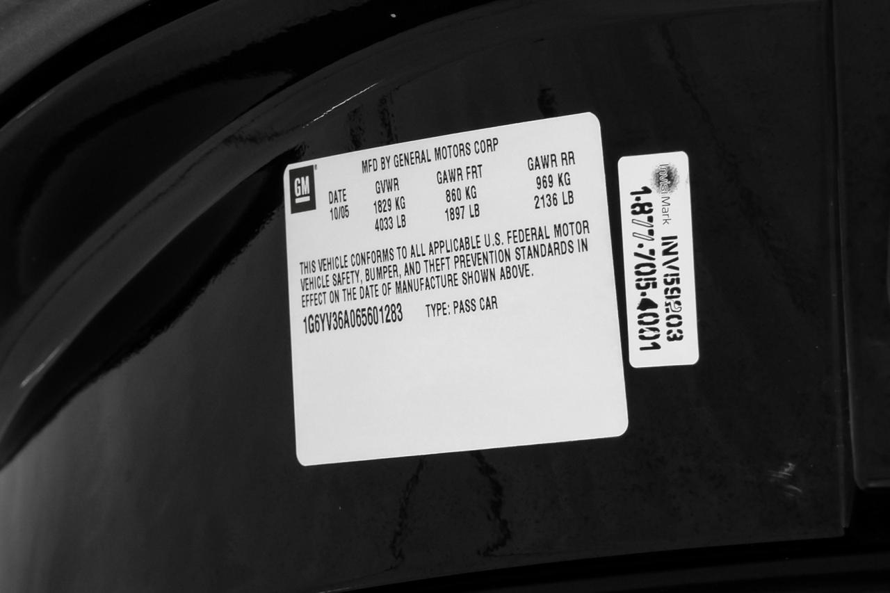 2006 Cadillac XLR HEADUP DISPLAY LEATHER HEATED SEATS KEYLESS START REAR PARK SENSORS Carrollton TX