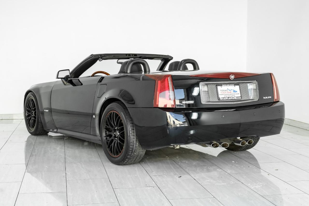 2006 Cadillac XLR HEADUP DISPLAY LEATHER HEATED SEATS KEYLESS START REAR PARK SENSORS Carrollton TX