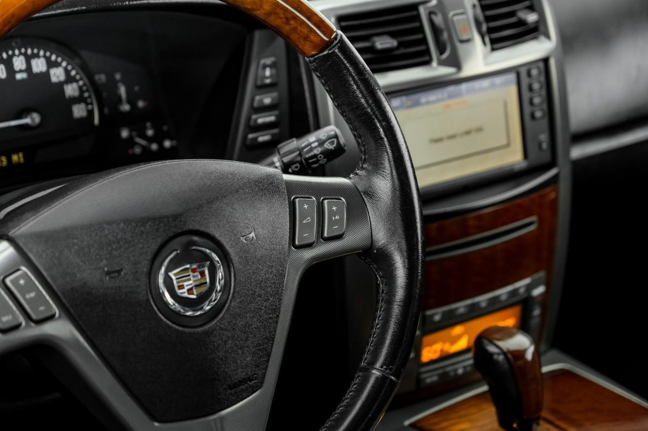 2006 Cadillac XLR HEADUP DISPLAY LEATHER HEATED SEATS KEYLESS START REAR PARK SENSORS Carrollton TX