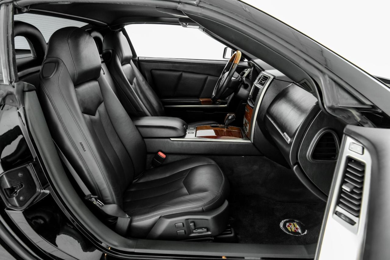 2006 Cadillac XLR HEADUP DISPLAY LEATHER HEATED SEATS KEYLESS START REAR PARK SENSORS Carrollton TX
