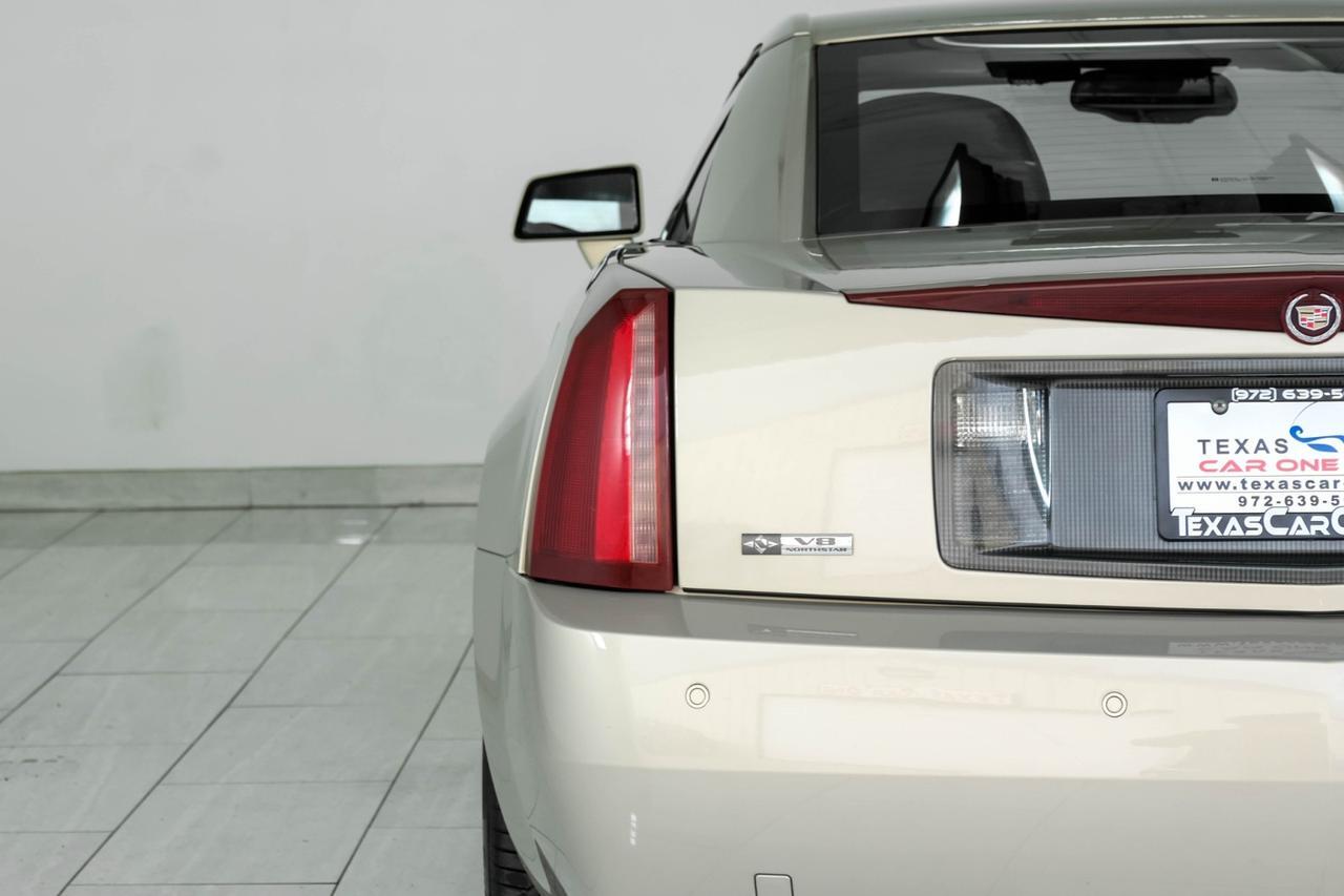 2006 Cadillac XLR HEADUP DISPLAY NAVIGATION LEATHER HEATED SEATS KEYLESS START REAR PARK SENSORS Carrollton TX