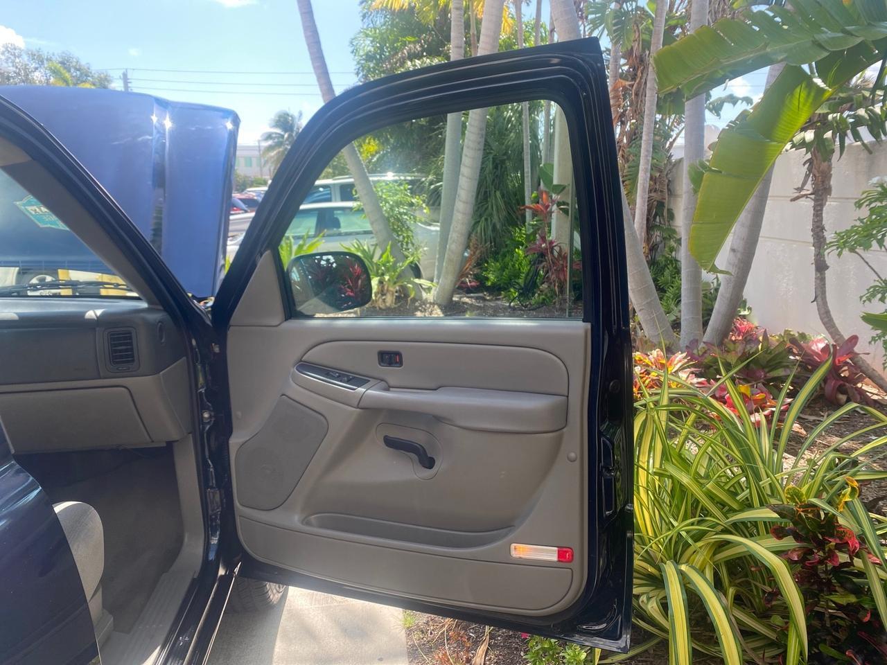 2006 Chevrolet Avalanche LS LOW MILES 66,207 FLORIDA Pompano Beach FL