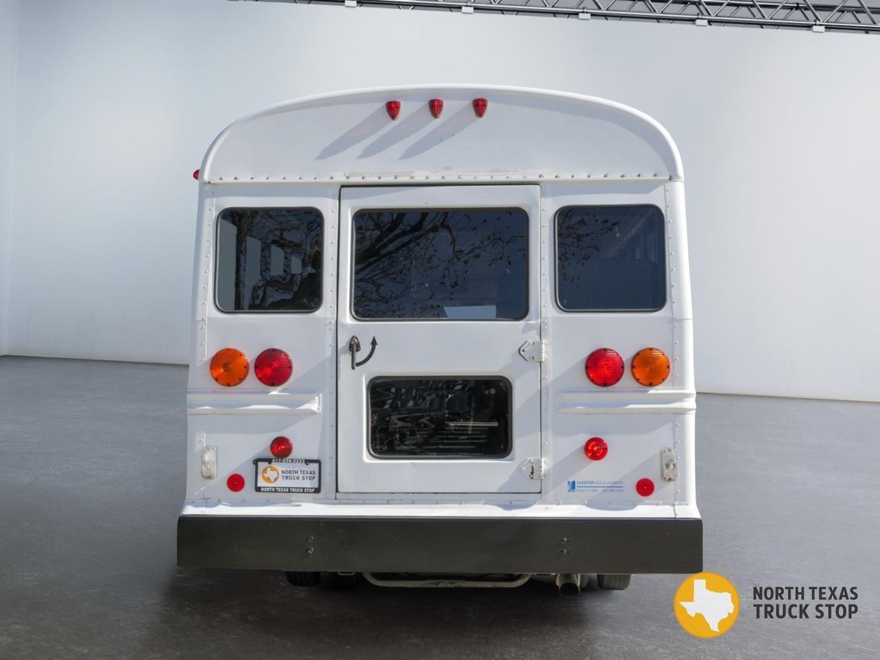 2006 Chevrolet C5500 Mid Bus Guide DW Duramax Diesel Mansfield TX