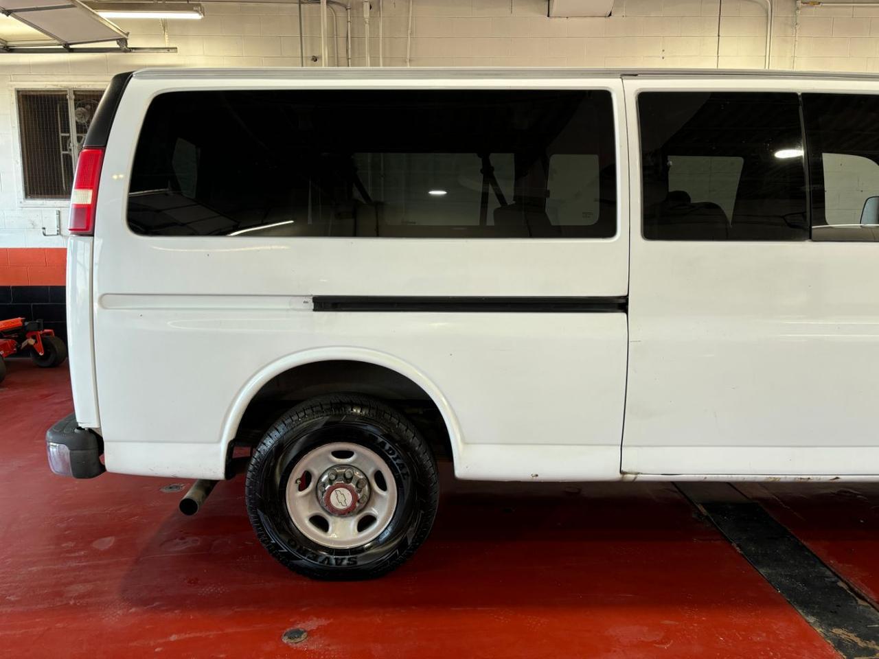 2006 Chevrolet Express LS Franklin OH