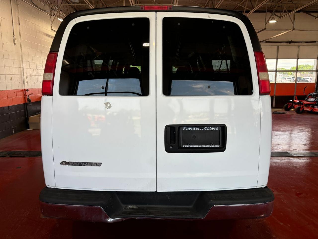 2006 Chevrolet Express LS Franklin OH