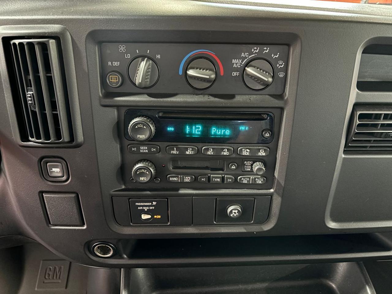 2006 Chevrolet Express LS Franklin OH